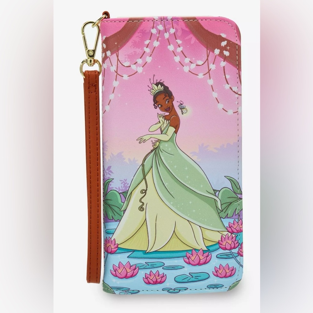 ❌SOLD❌ DISNEY Loungefly The Princess And The Frog Tiana Bayou Sunset Tech Wallet